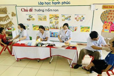 Khám sức khỏe định kỳ cho học sinh