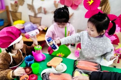 Xây dựng ngôi trường hạnh phúc lấy trẻ làm trung tâm. Đến trường Bé học bao điều hay