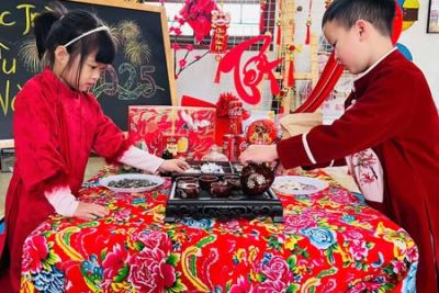 TIỆC TRÀ ĐẦU XUÂN ẤT TỴ